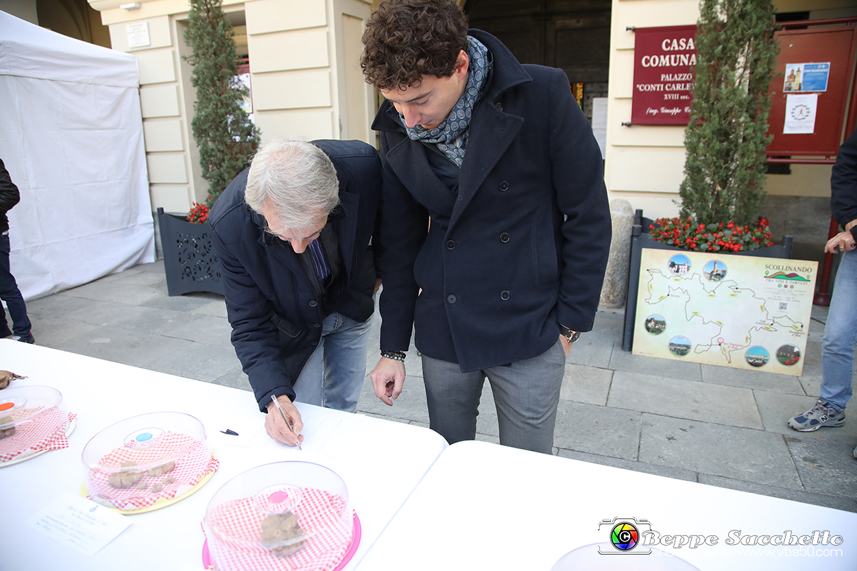 VBS_7111 - Fiera Nazionale del Tartufo e dei Santi 2022.jpg